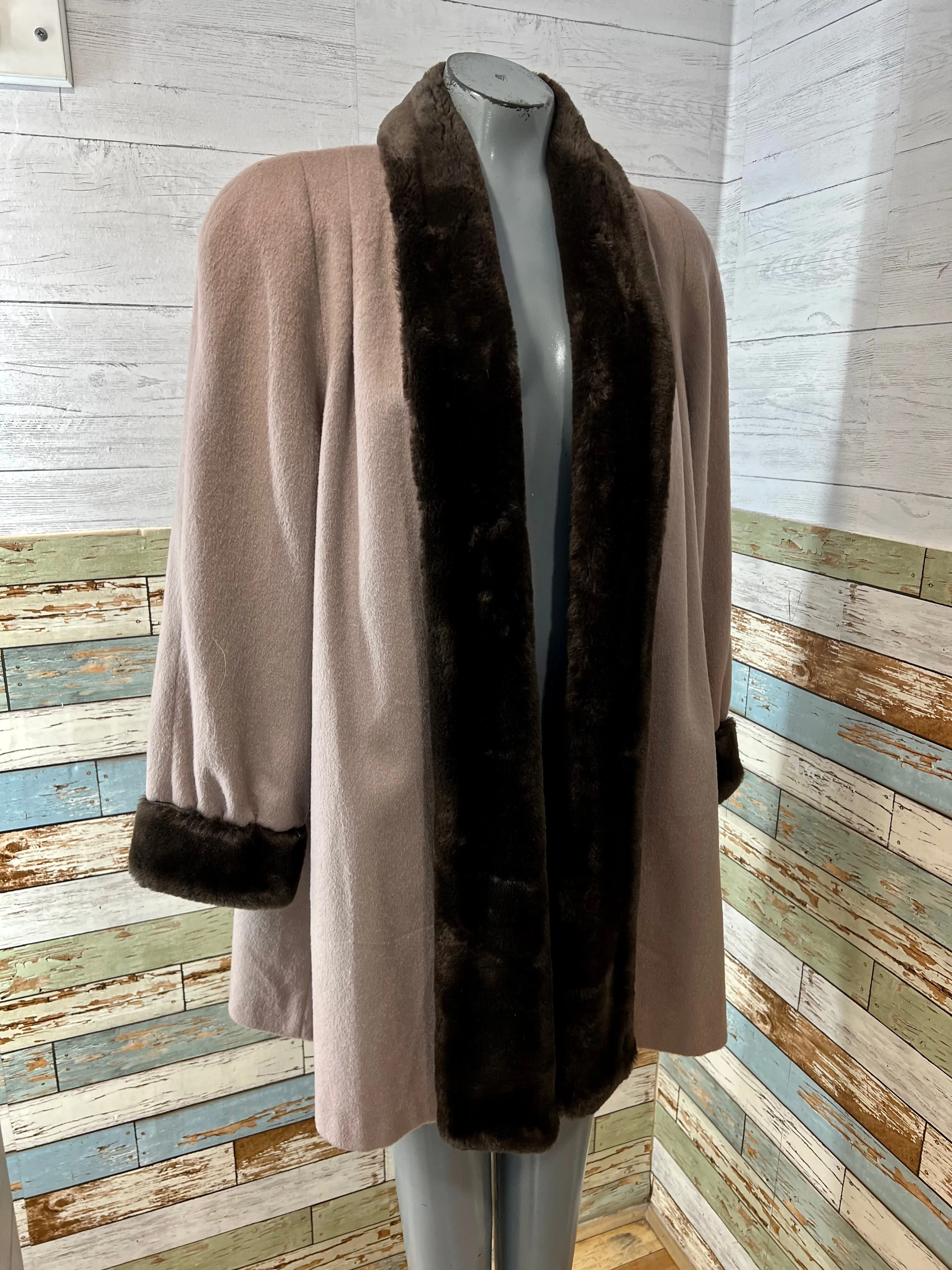 90s going 40s Open Wool Coat With Faux Leather Collar & Trim
