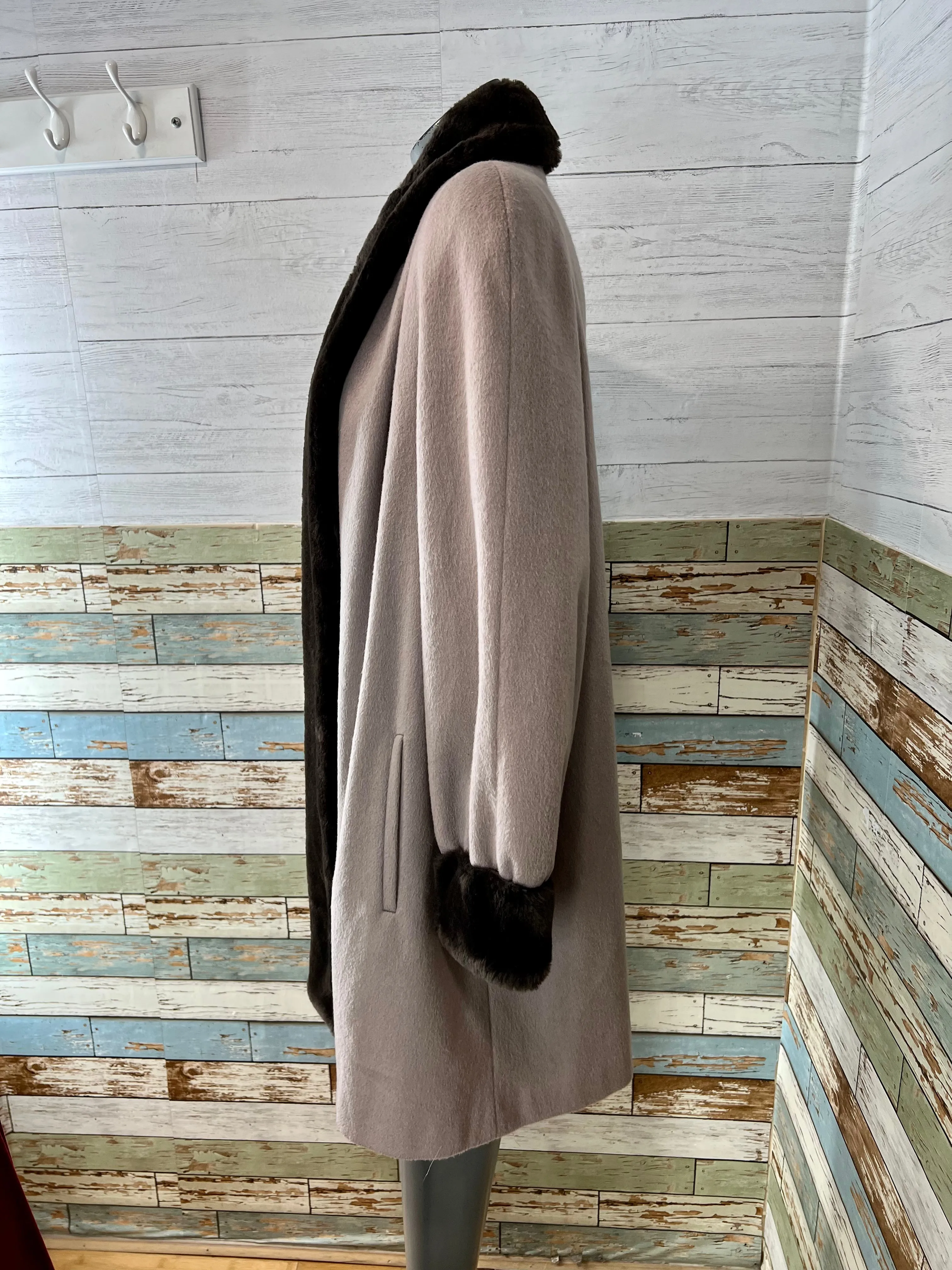 90s going 40s Open Wool Coat With Faux Leather Collar & Trim