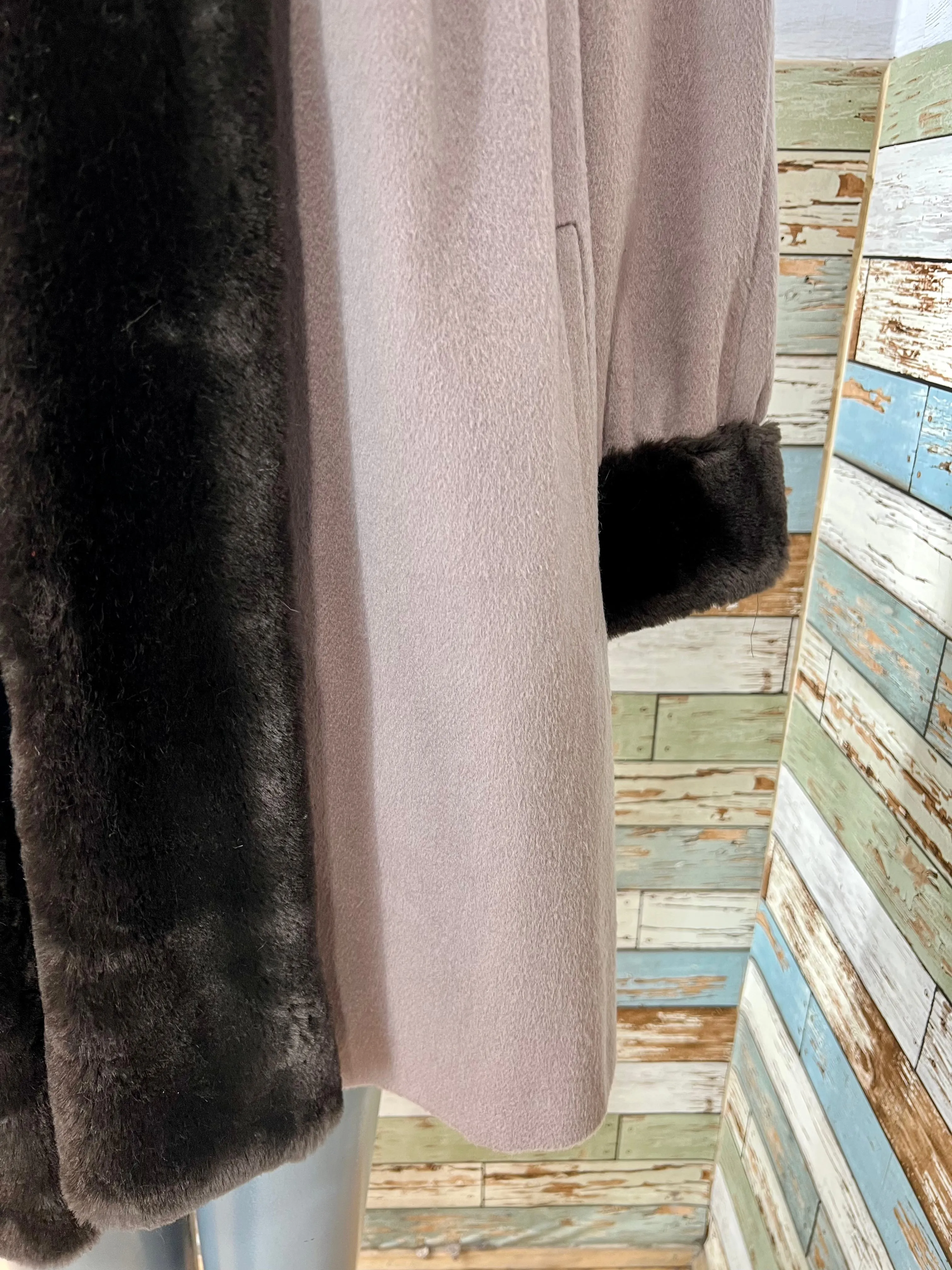 90s going 40s Open Wool Coat With Faux Leather Collar & Trim