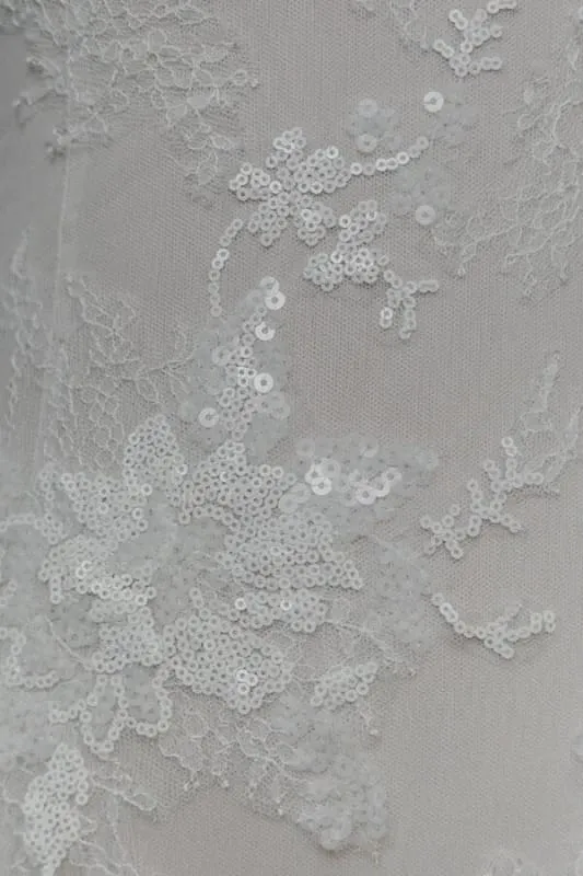 Amazing V-neck Appliques Mermaid Wedding Dress