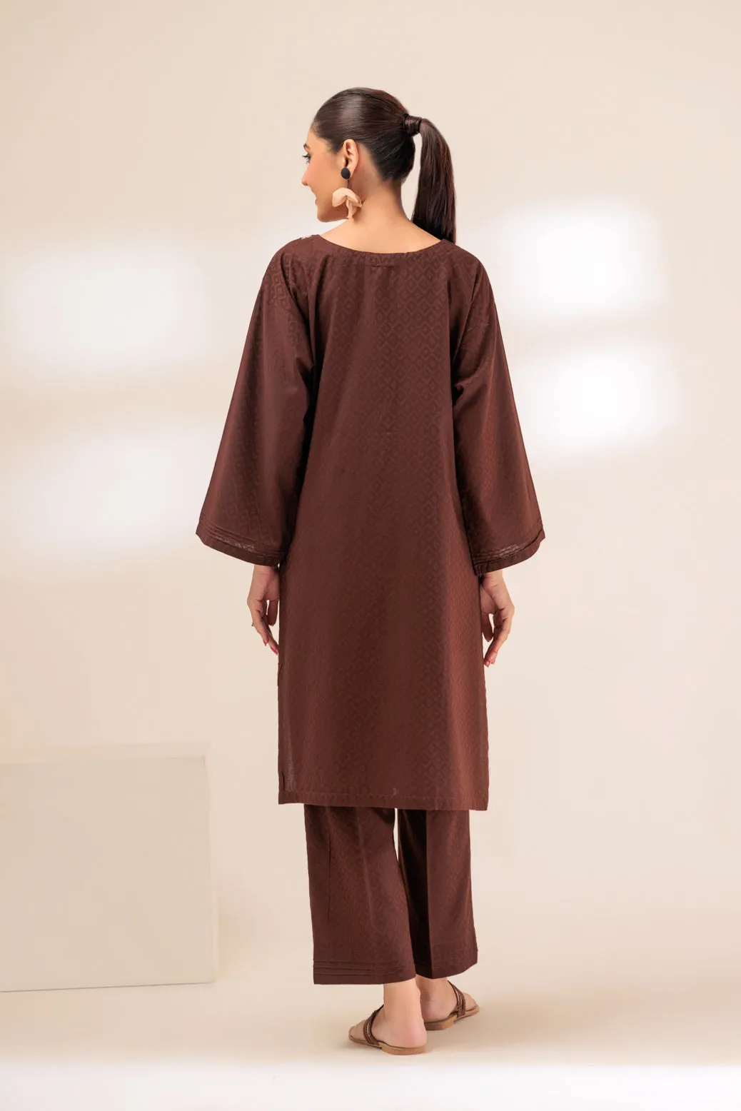 BROWN-JACQUARD-2 PIECE (BSAS232P15)
