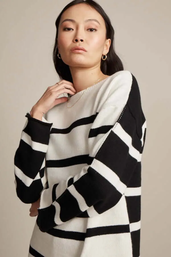 Marco Polo Reversible Stripe Knit in Ivory Black