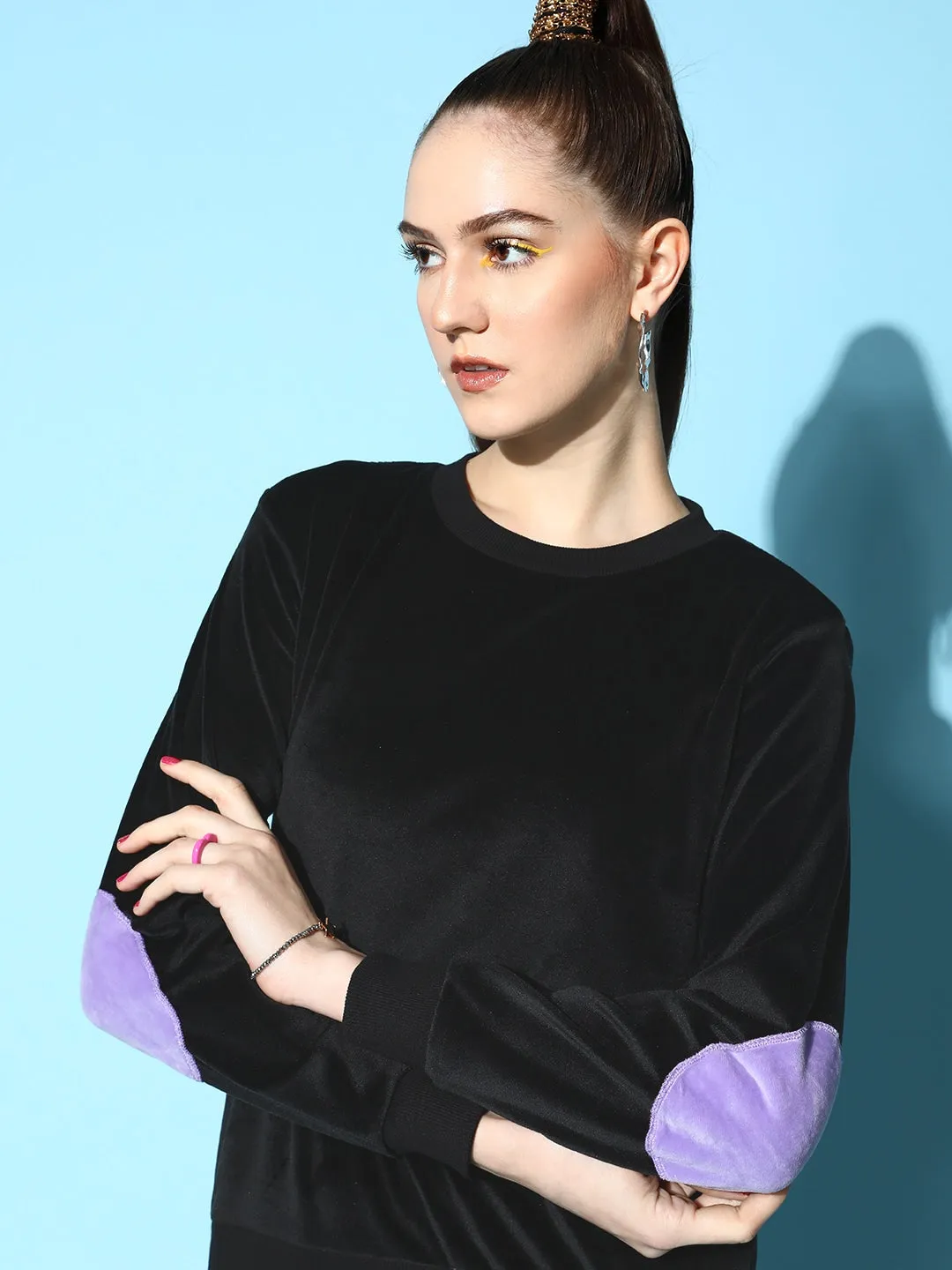 Women Black Velour Contrast Patch Sweatshirt