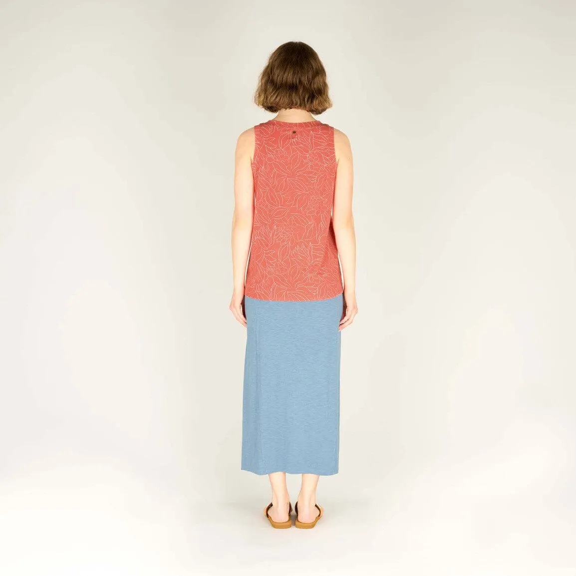 W's Neha V-Neck Tank Top - Modal & Organic cotton